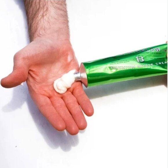 🆕C.O. Bigelow Premium Shave Cream 5.2 Oz. - Picture 4 of 16